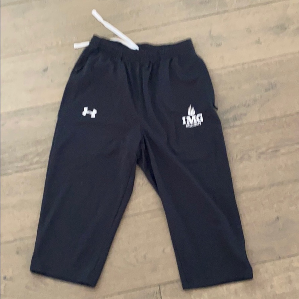 IMG academy under armor half length pants